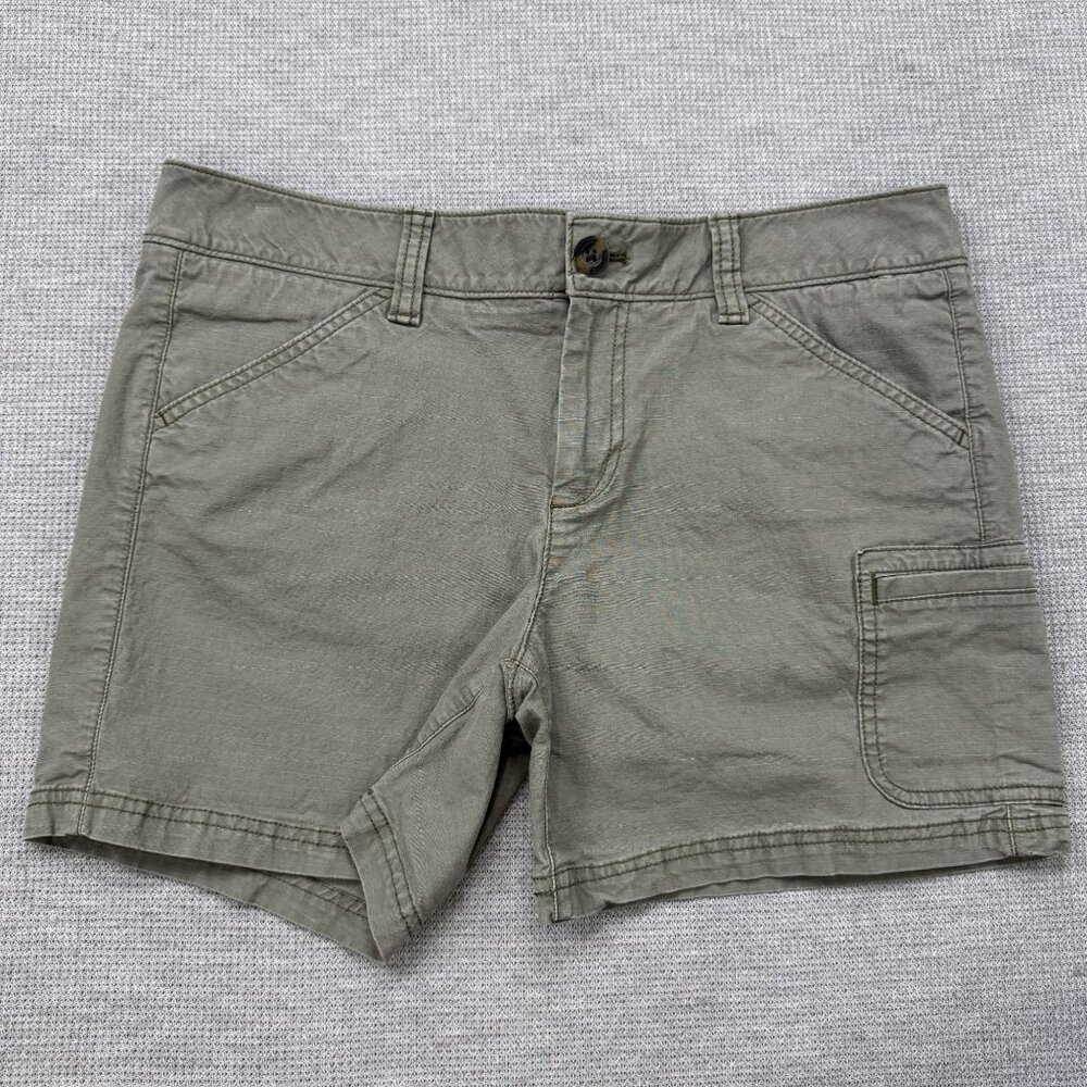 Eddie Bauer Womens Size 8 Green Khaki Cargo Shorts Pockets Stretch